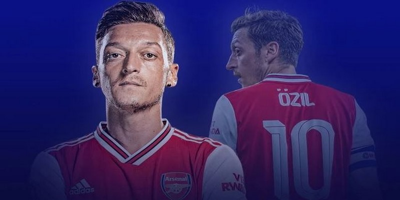 Ozil được xem là linh hồn của Arsenal với khả năng chuyền bóng